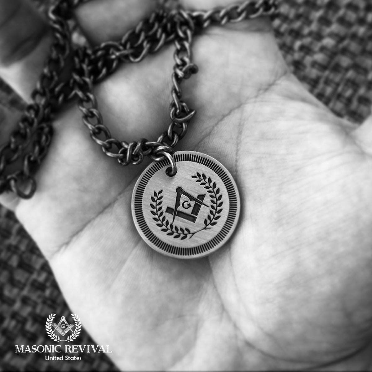 Forte Masonic Necklace — alternate view 4 — Masonic Revival