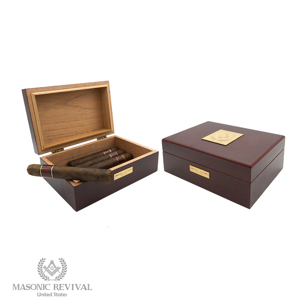 Masonic Humidor // 10 Cigar